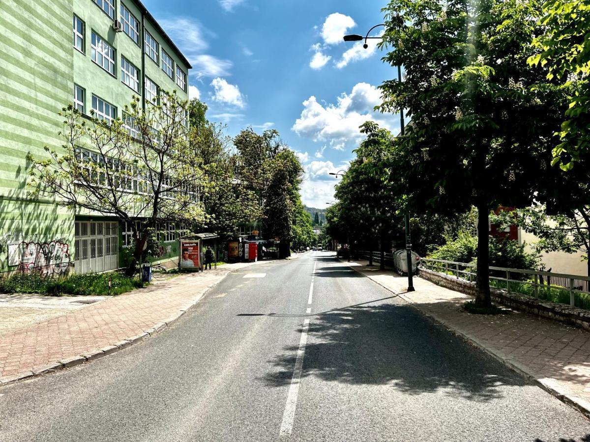 2 Bedroom Penthouse In City Center, Free Parking SJJ Exterior foto